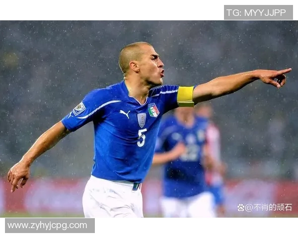 全球足球明星后卫排名前十的传奇人物与他们的辉煌成就