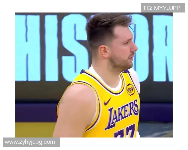 东契奇狂砍73分刷新现役最高分记录独行侠成功终结太阳11连胜势头